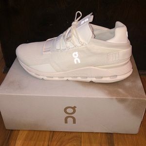 Mens On Cloud All White Cloudnova